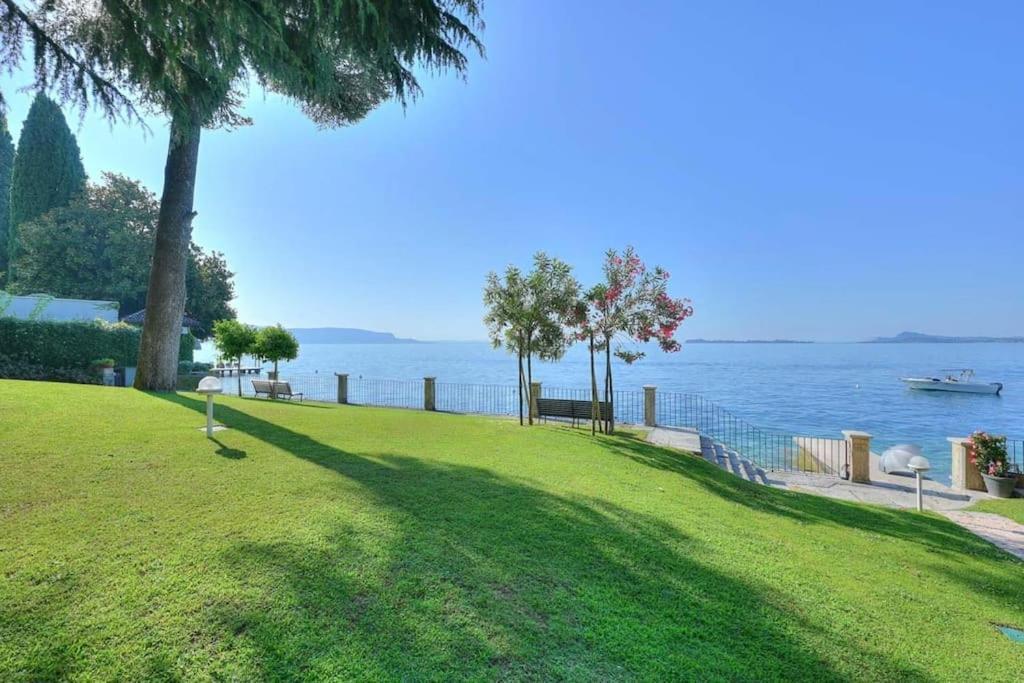 Appartamento 33 Rose Gardone Riviera Εξωτερικό φωτογραφία